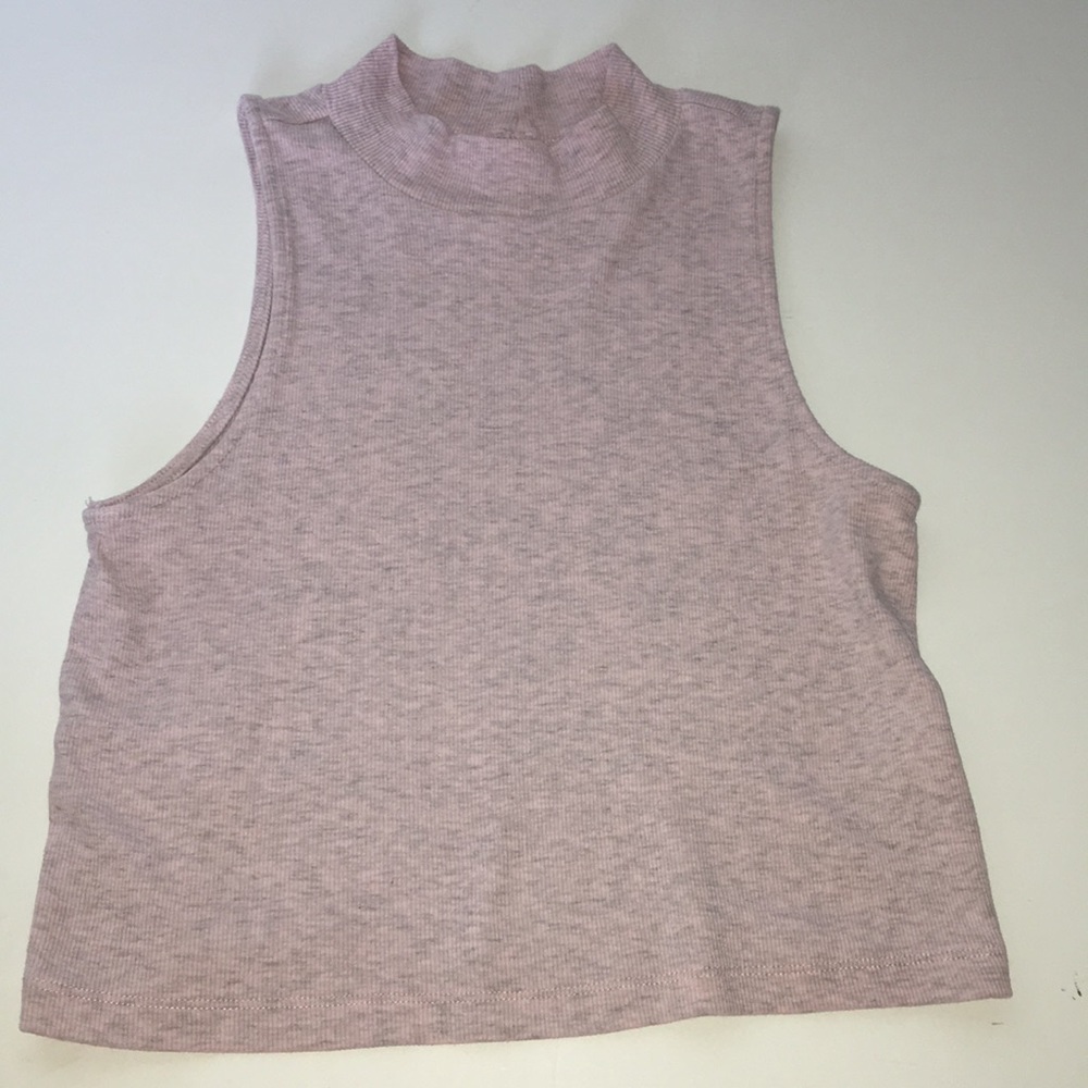 Woman’s crop top